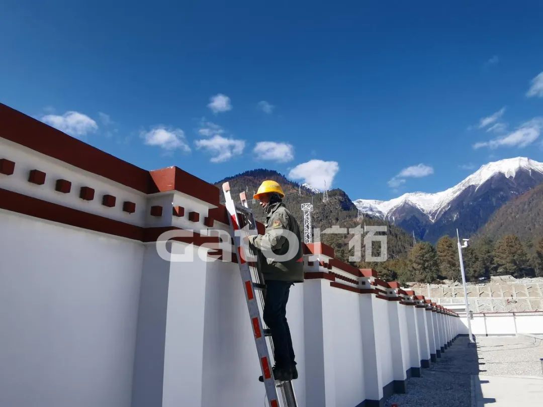 在海拔3700米高原裝電子圍欄是什么體驗(yàn)？ 打卡西藏第一條電氣化鐵路(圖5)